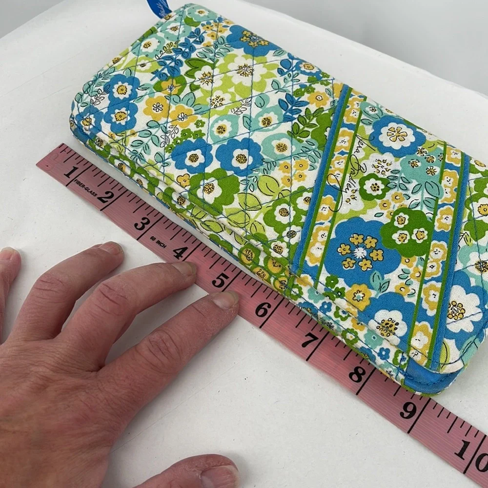 Vera Bradley Wallet Floral 9x4 Foldover‎ Multi Pocket Clutch w/ Change Purse EUC